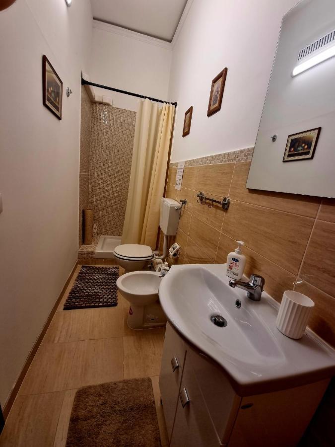 B&B Centrale Messina Buitenkant foto