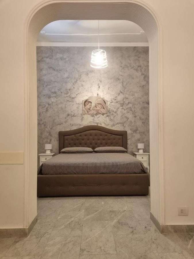 B&B Centrale Messina Buitenkant foto