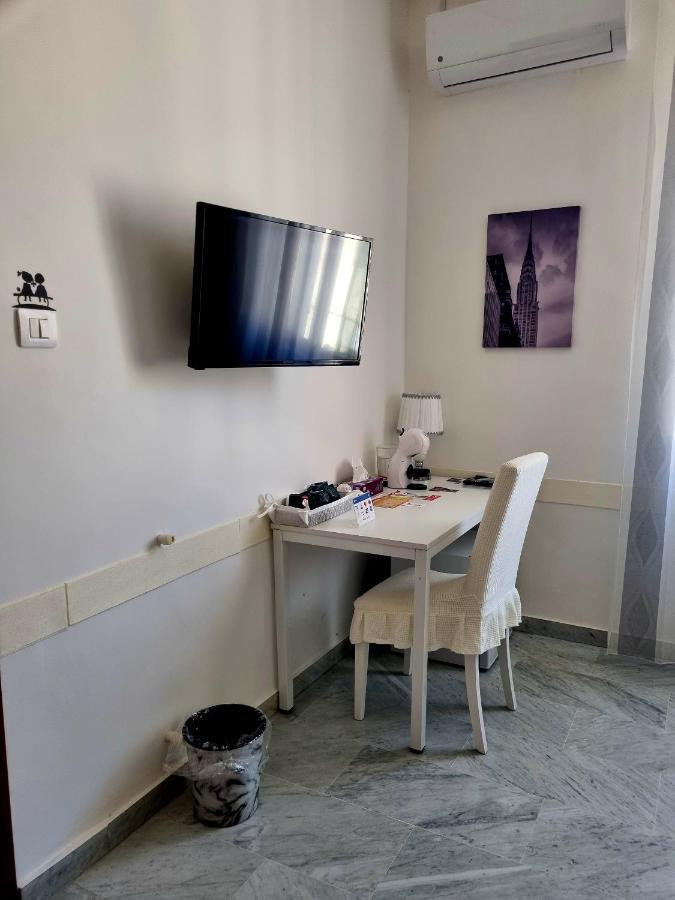 B&B Centrale Messina Buitenkant foto
